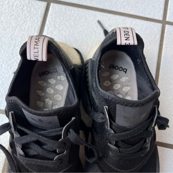 ADIDAS NMD R1 SNEAKERS - ORCHID PURPLE DETAILS - Picture 3 of 4